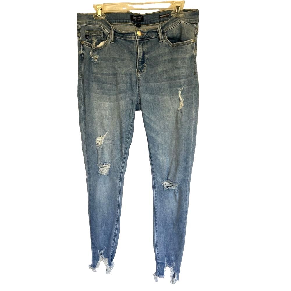 Judy Blue Heavily Distressed Cropped Fit Jeans